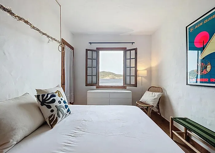 Roca Fornells, P131 *