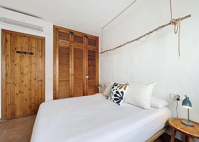 Roca Fornells, P131 * פורנלס