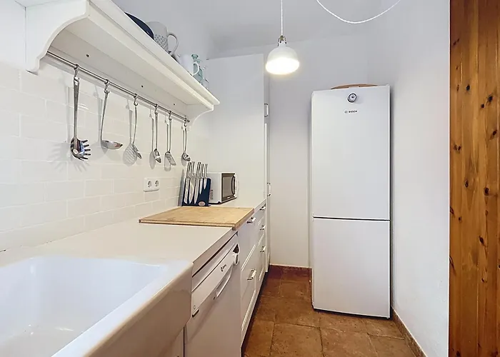 Roca Fornells, P131 * Fornells (Menorca)