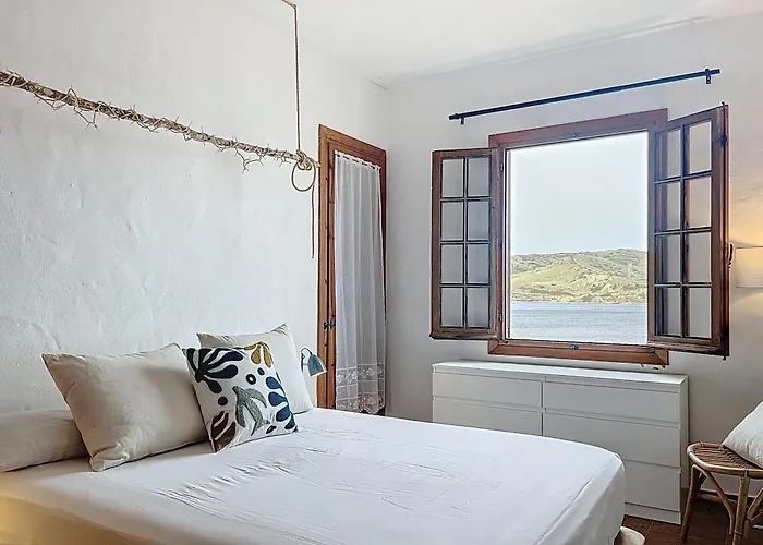 Roca Fornells, P131 *