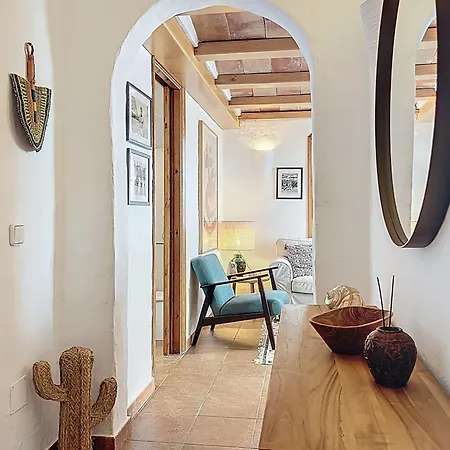 Roca Fornells, P131 *